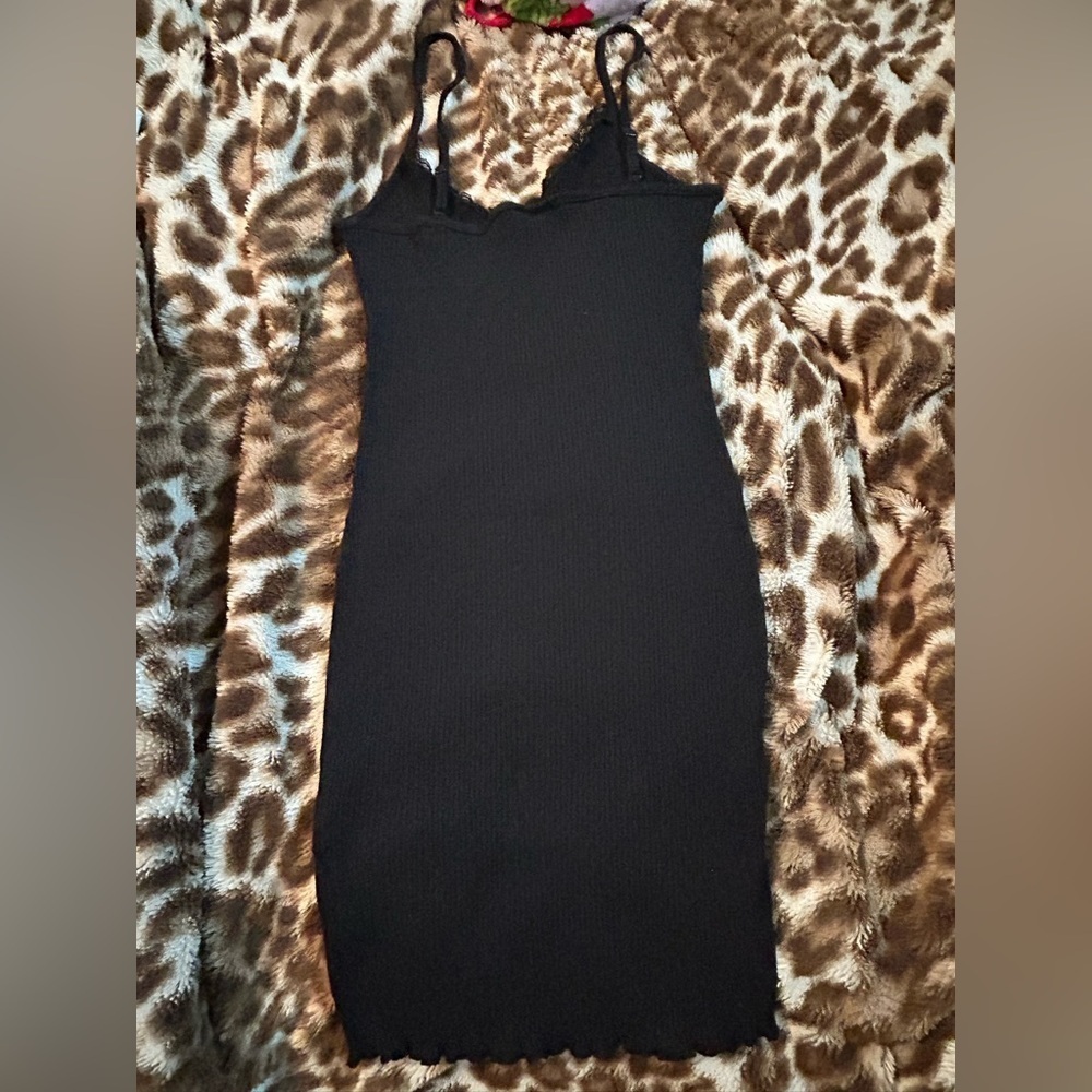 Black Ribbed  Dress - Picture 2 of 5